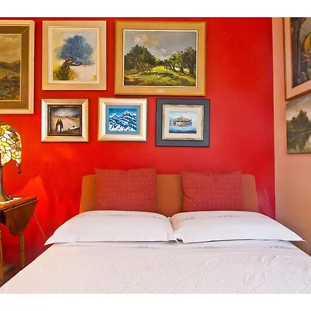 Smodlaka Apartament *