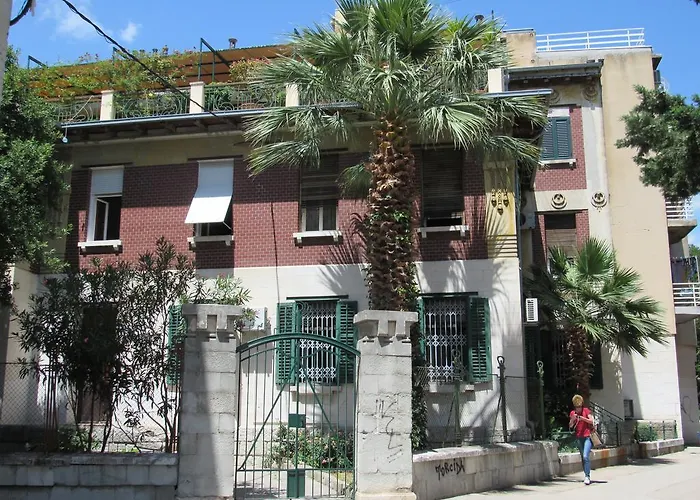 Appartement Smodlaka *